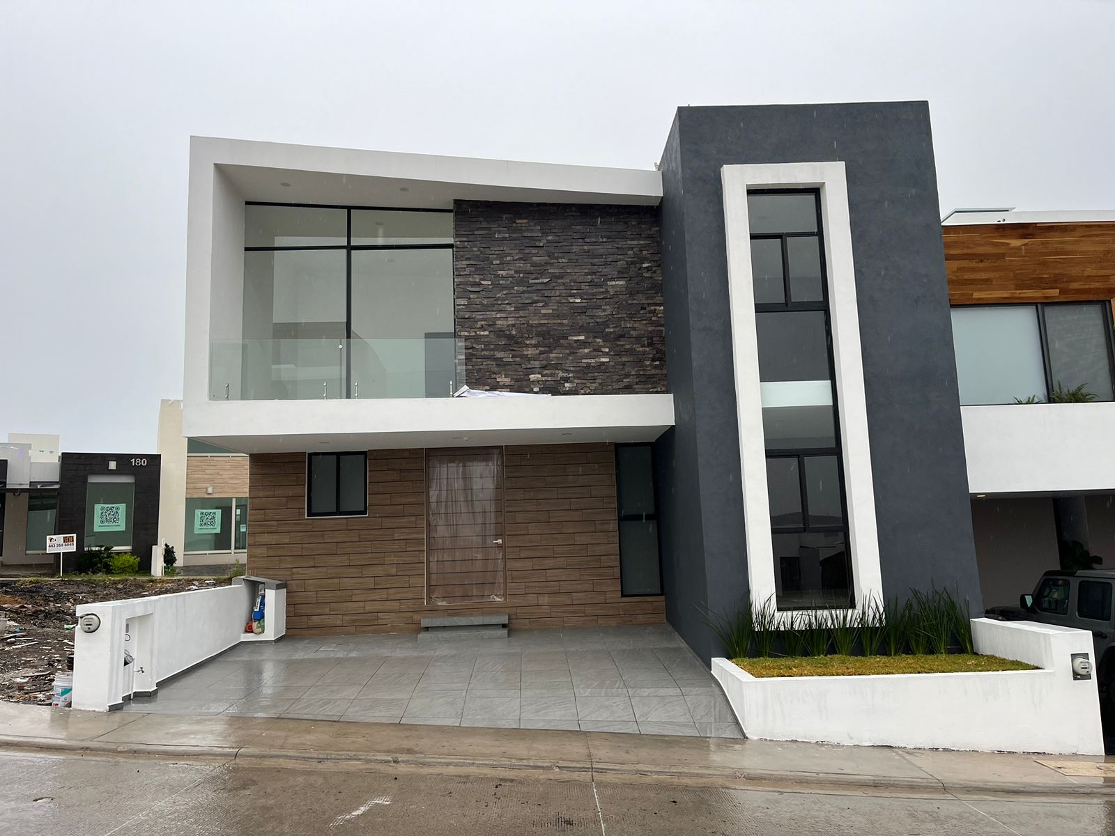 Casa nueva en Fraccionamiento Lomalta Tres Marias .