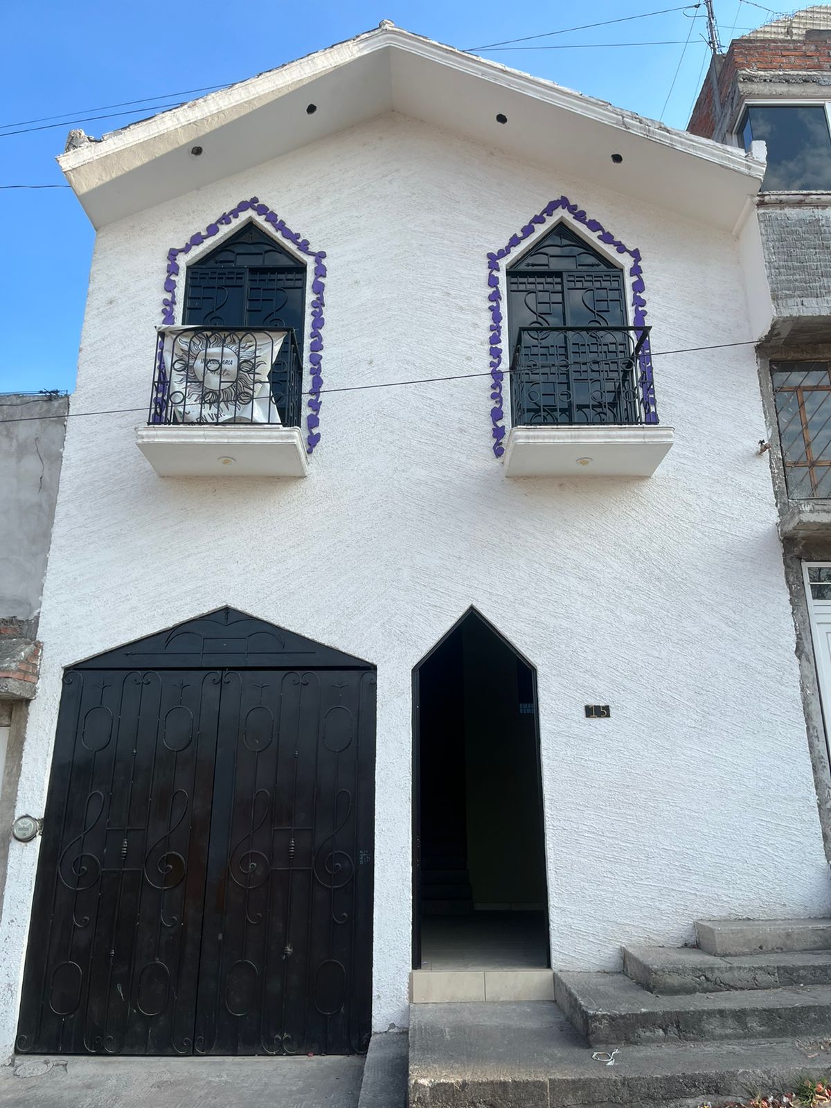 CASA BIEN UBICADA A 500 MTS DEL PABELLÓN DON VASCO
