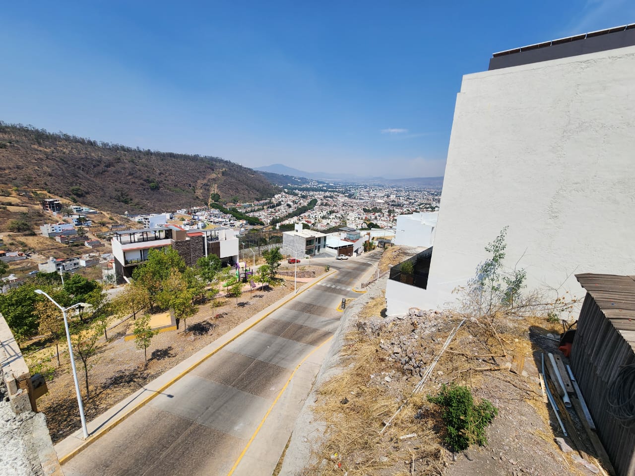 SE VENDE TERRENO EN LINDAVISTA TRES MARIAS